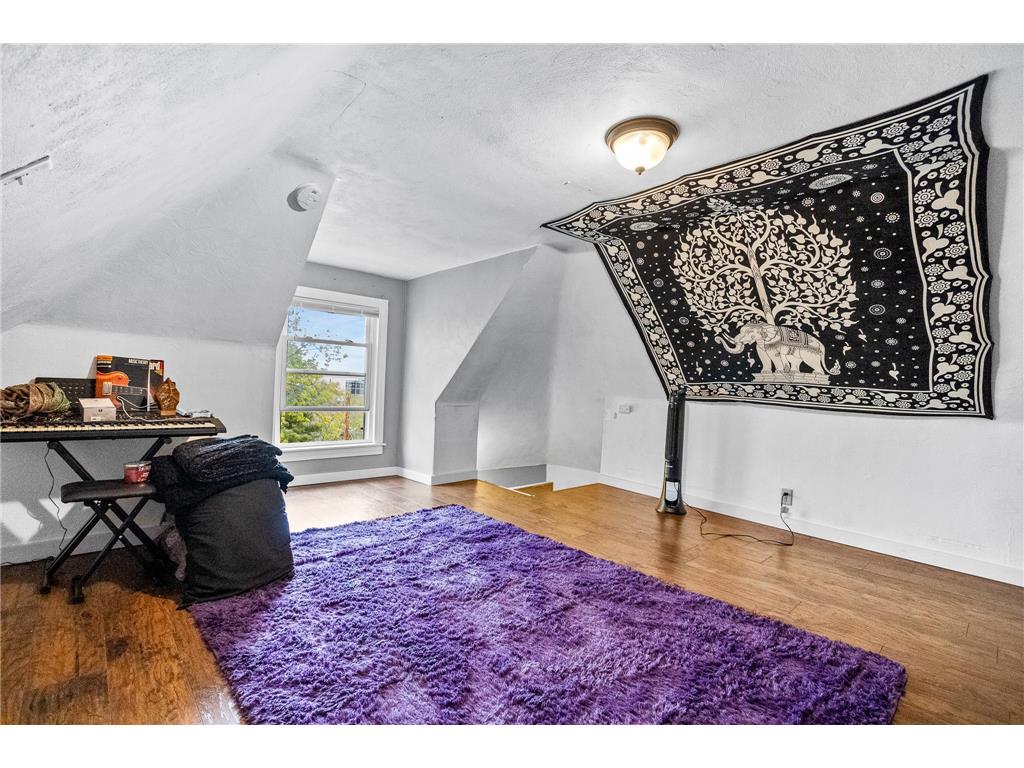 1122 E 5th Street Duluth MN 55805 7081629 image36
