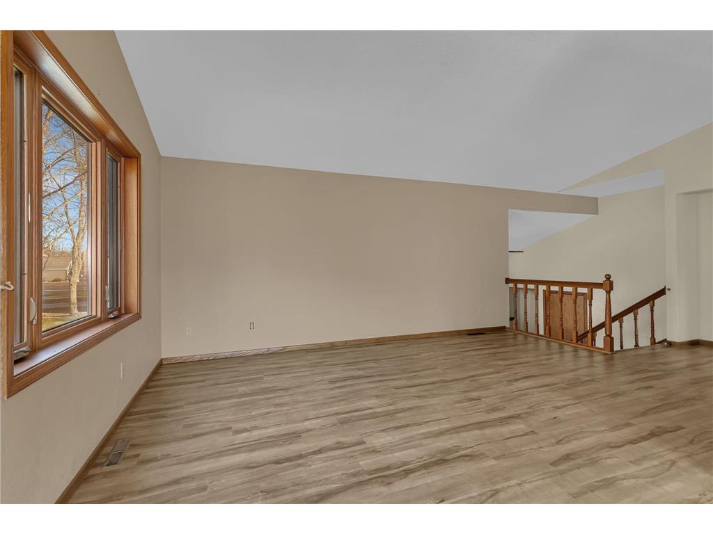 1122 Fouquette Street Foley MN 56329 6821218 image4