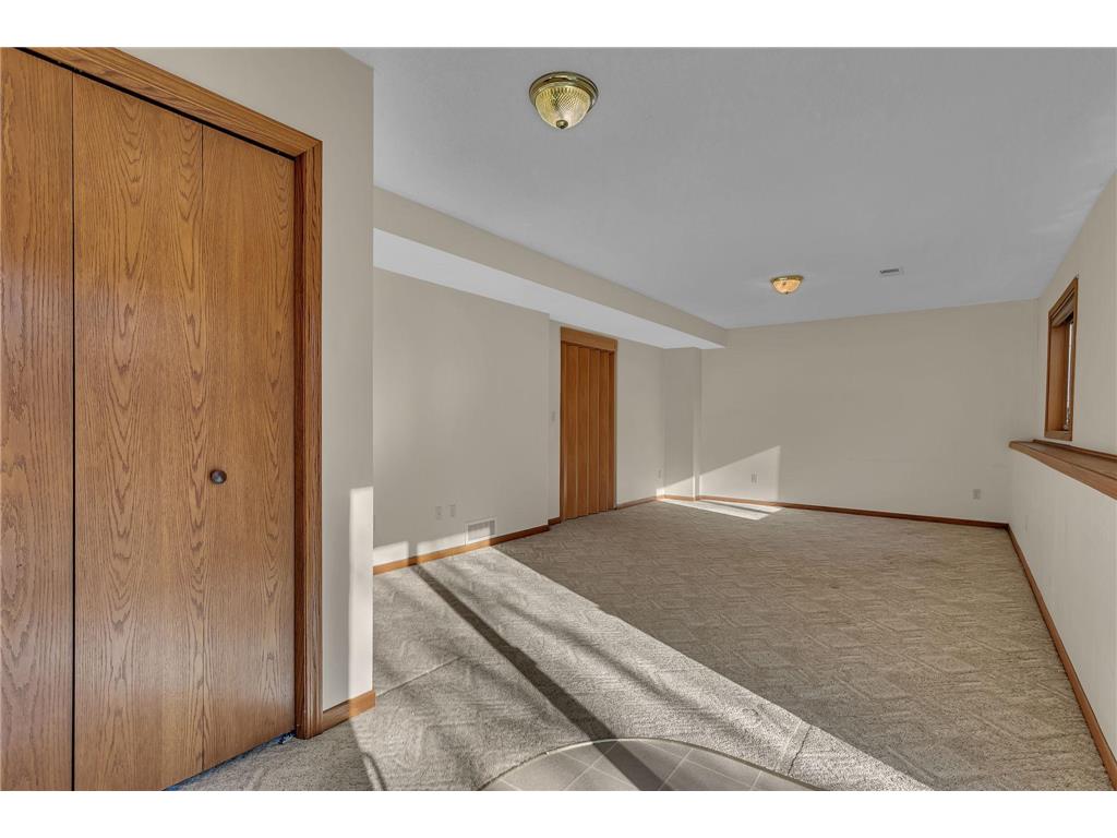 1122 Fouquette Street Foley MN 56329 6821218 image9