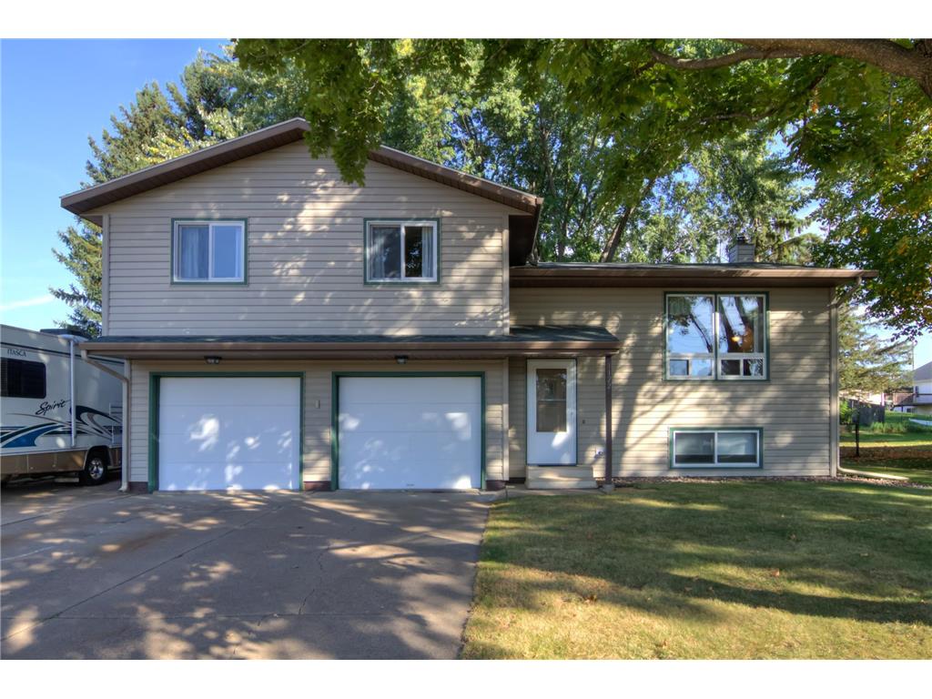 1122 Grissom Drive Eau Claire WI 54703 6797038 image1