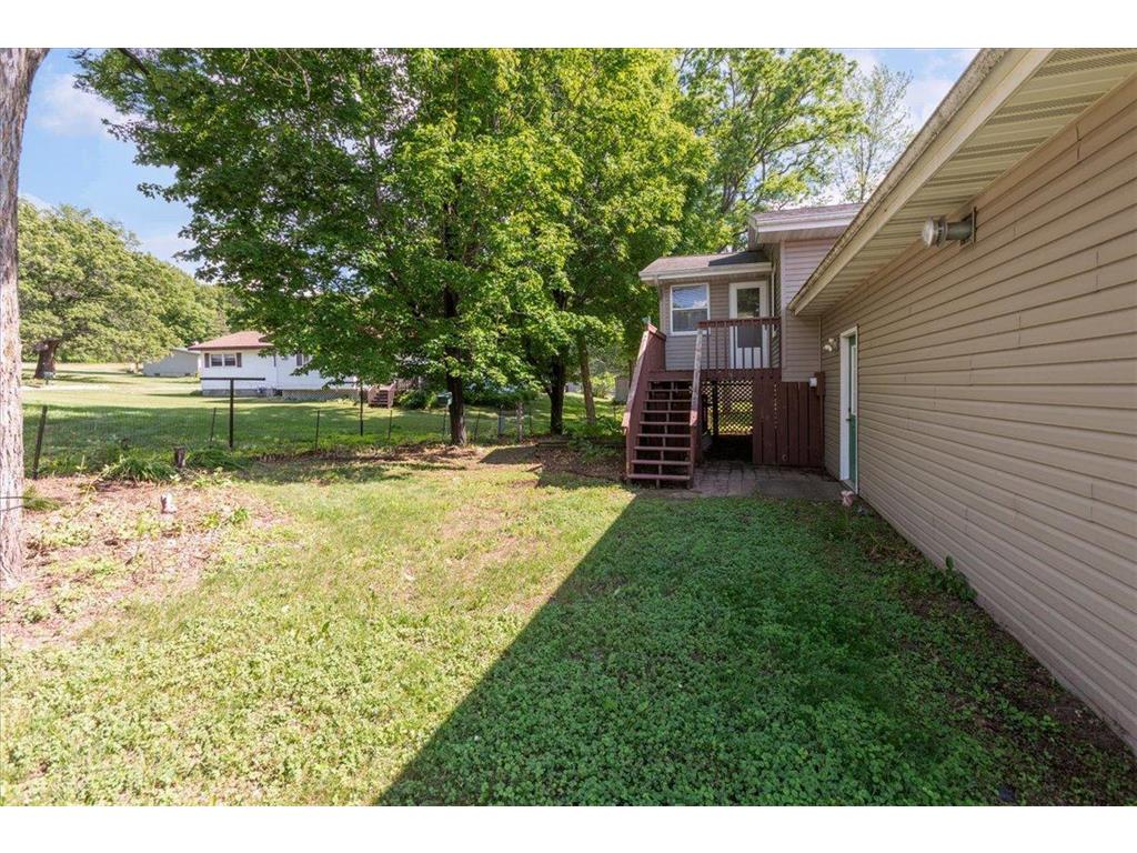 1122 Jerry Avenue Durand WI 54736 7097633 image4