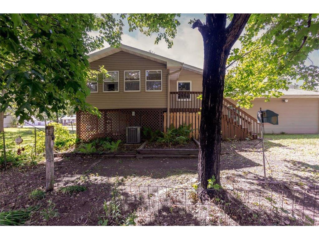 1122 Jerry Avenue Durand WI 54736 7097633 image5