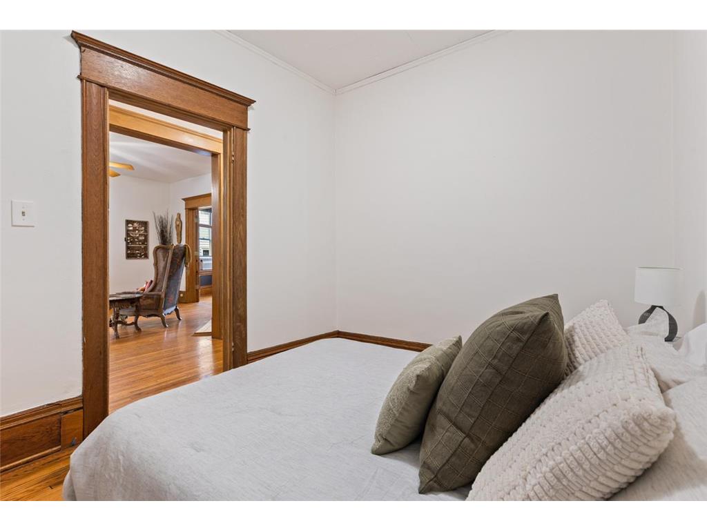 1122 Marshall Avenue Saint Paul MN 55104 7097054 image15
