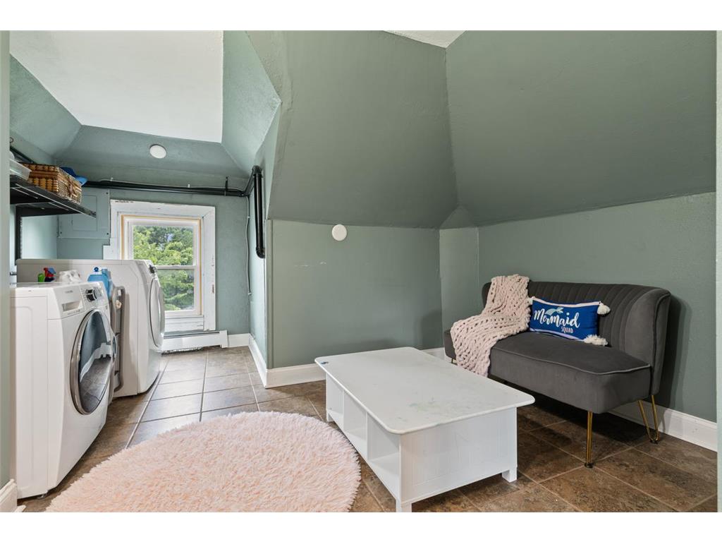 1122 Marshall Avenue Saint Paul MN 55104 7097054 image27
