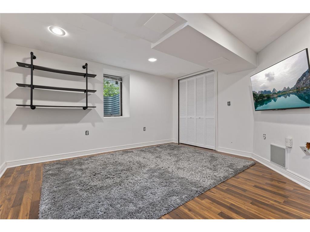 1122 Marshall Avenue Saint Paul MN 55104 7097054 image32