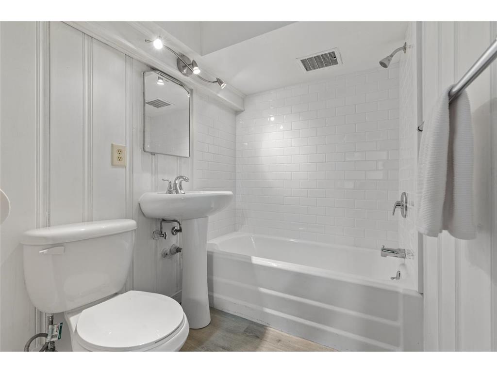1122 Marshall Avenue Saint Paul MN 55104 7097054 image35