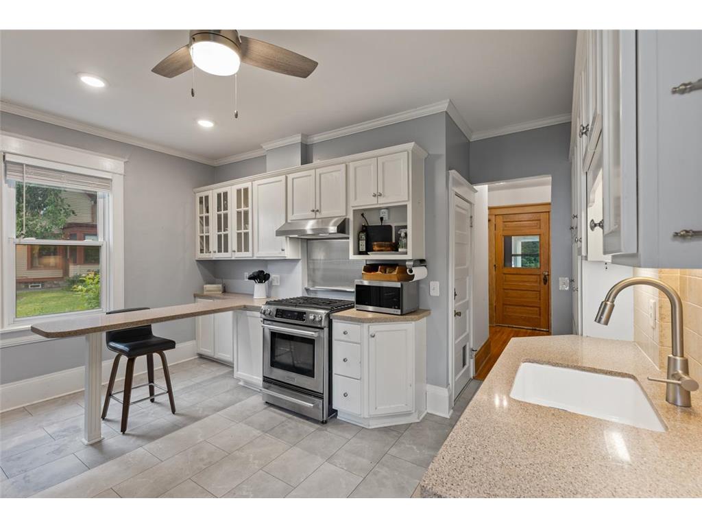 1122 Marshall Avenue Saint Paul MN 55104 7097054 image9