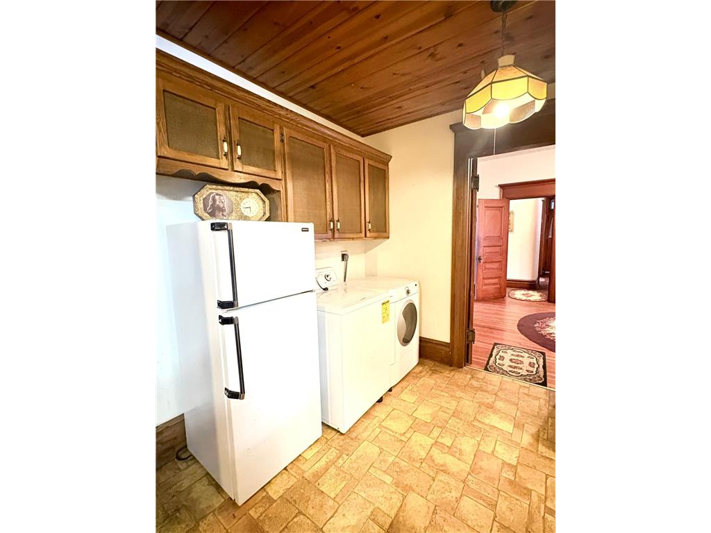 1122 Pine Street Dawson MN 56232 7026011 image70