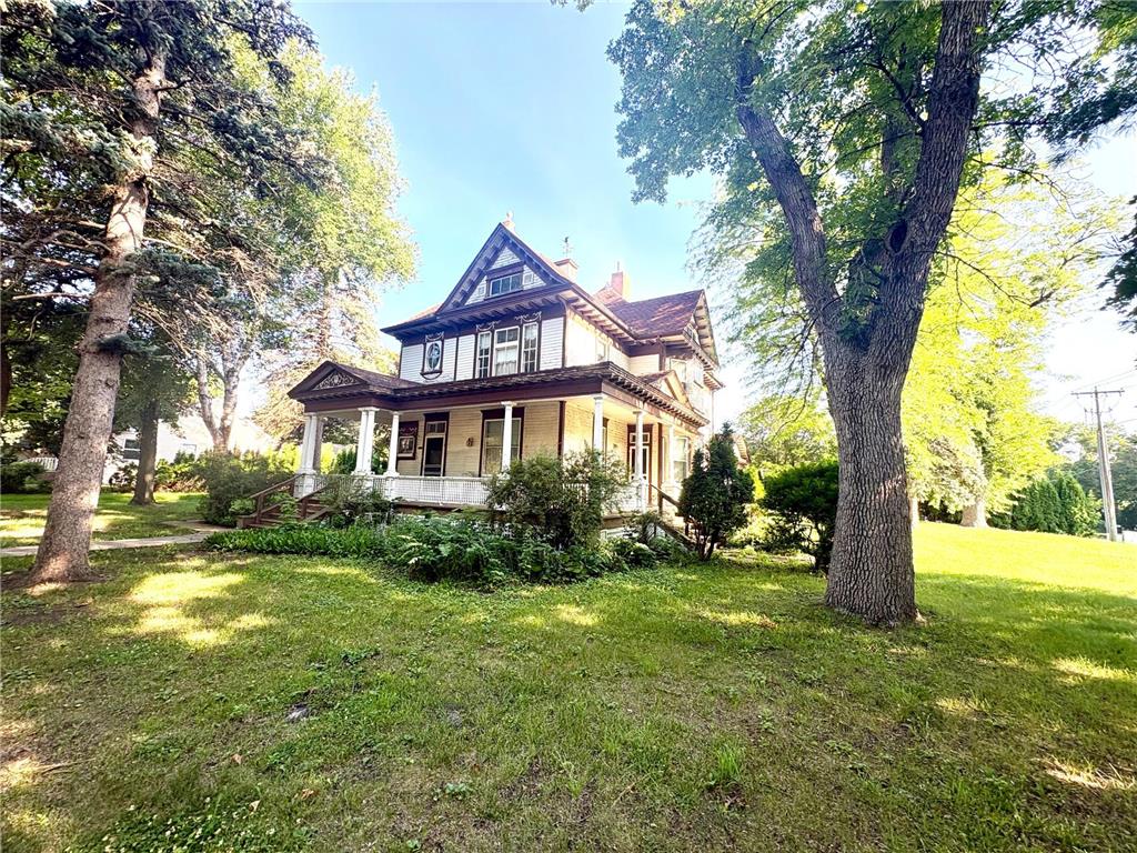 1122 Pine Street Dawson MN 56232 7026011 image80