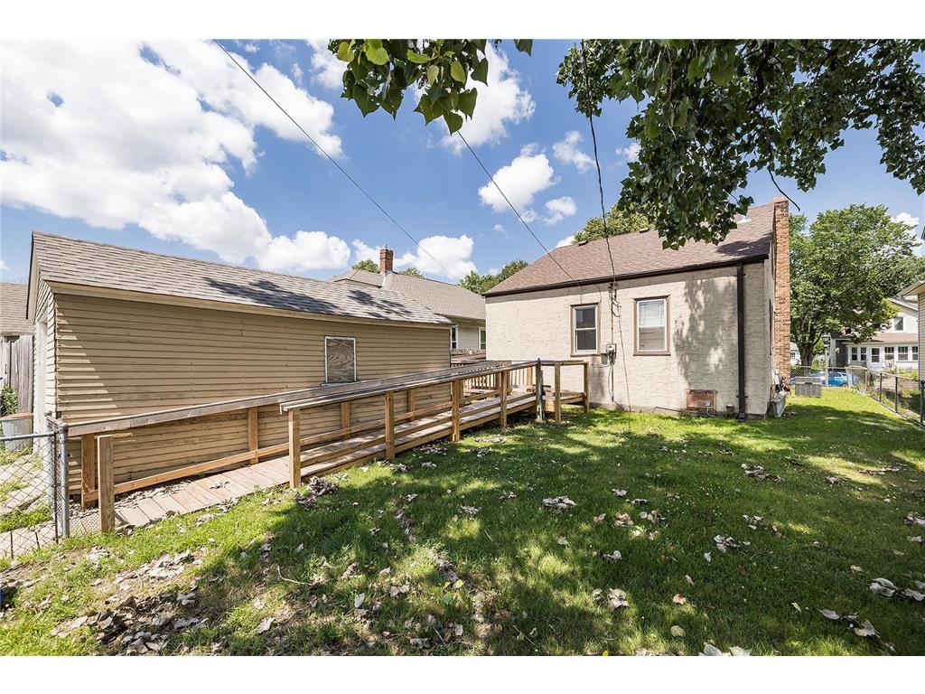 1122 Sherburne Avenue Saint Paul MN 55104 7109162 image23