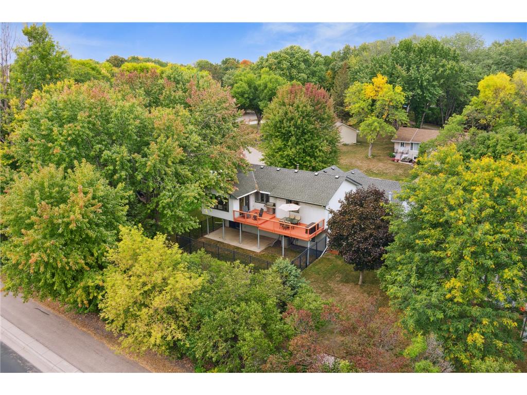 112205 James Court Chaska MN 55318 6486355 image1