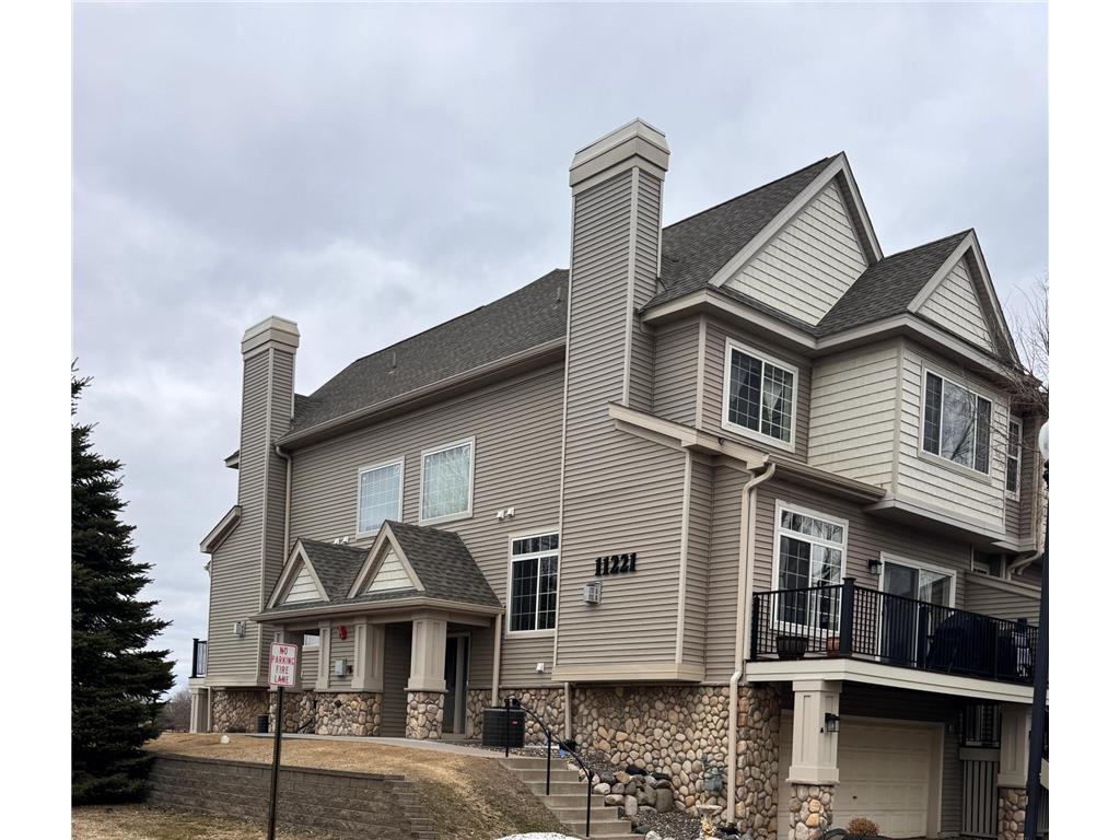 11221 Aberdeen Street NE #A Blaine MN 55449 7041036 image1