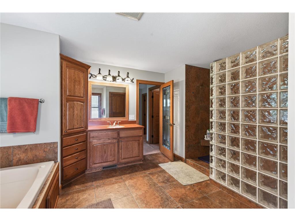 11224 Halstead Trail Woodbury MN 55129 6803927 image22