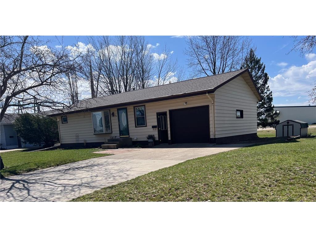 1123 Armstrong Avenue N Glencoe MN 55336 6505862 image1