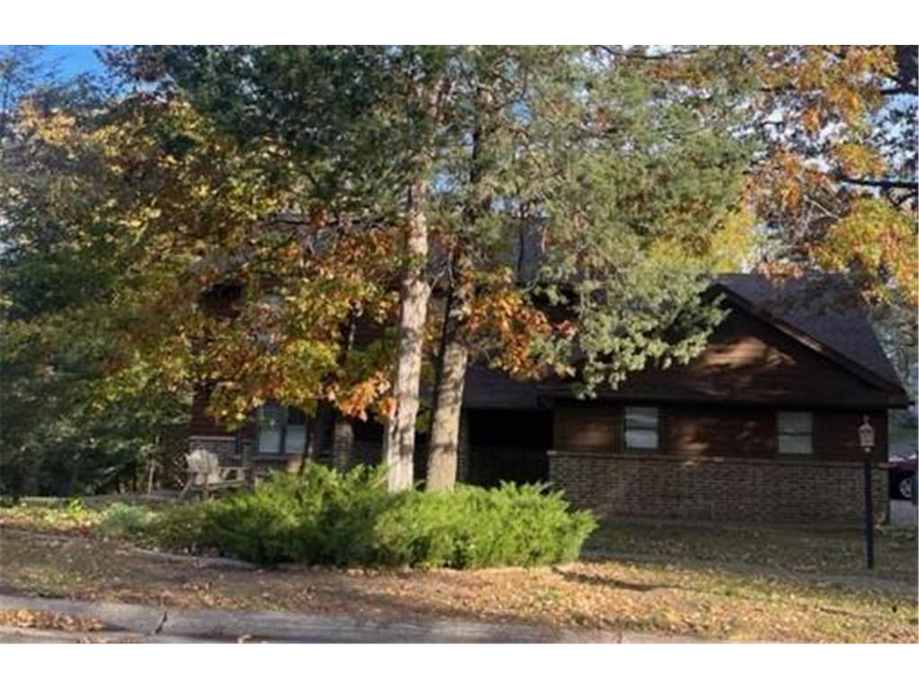 1123 Briarwood Court Hudson Twp WI 54016 6334613 image1