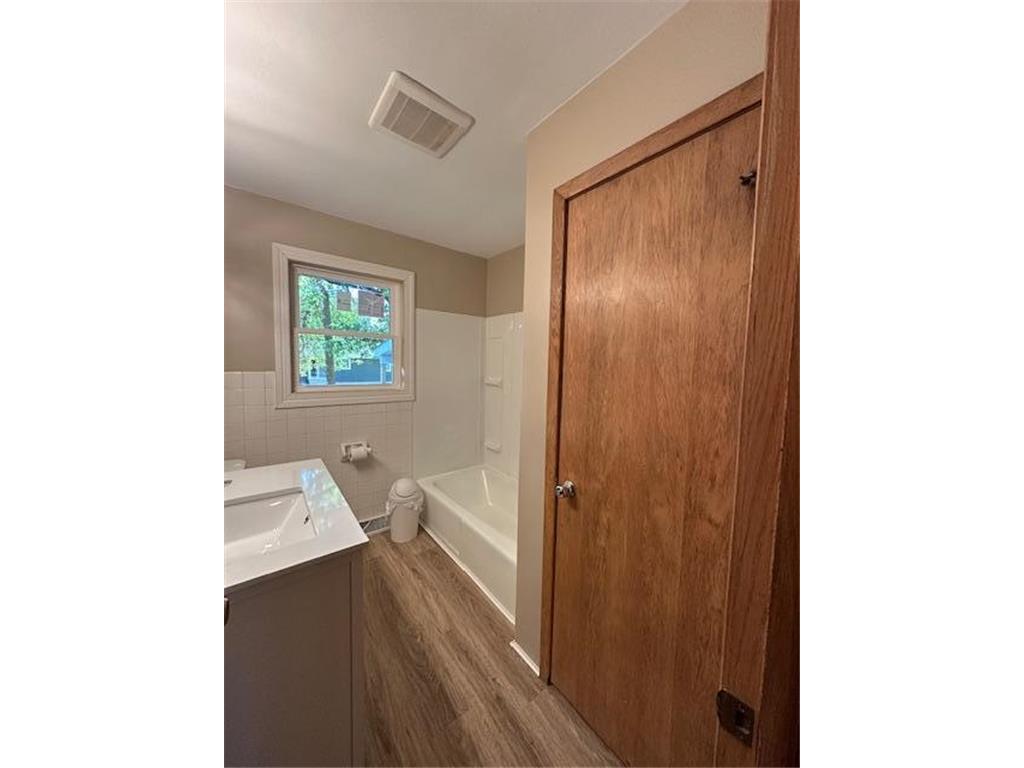 1123 Elmhurst Avenue Luverne MN 56156 6801645 image15