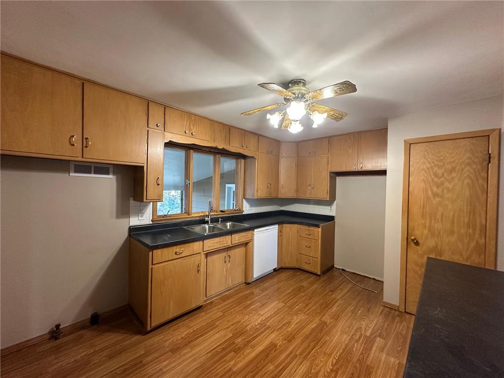 1123 Elmhurst Avenue Luverne MN 56156 6801645 image7