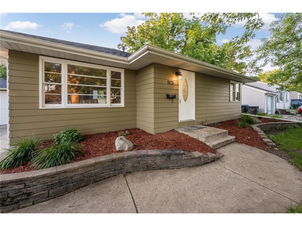 1123 Highland Avenue Mankato MN 56001 6552935 image1