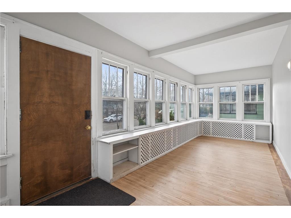 1123 Sherburne Avenue Saint Paul MN 55104 7029141 image1