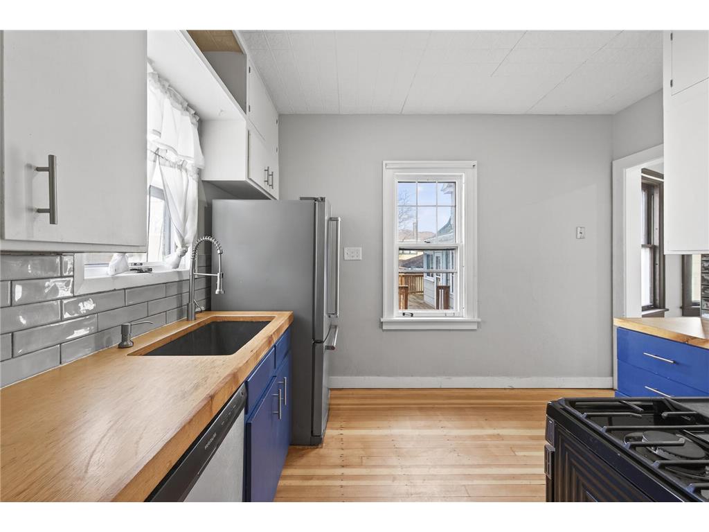 1123 Sherburne Avenue Saint Paul MN 55104 7029141 image15