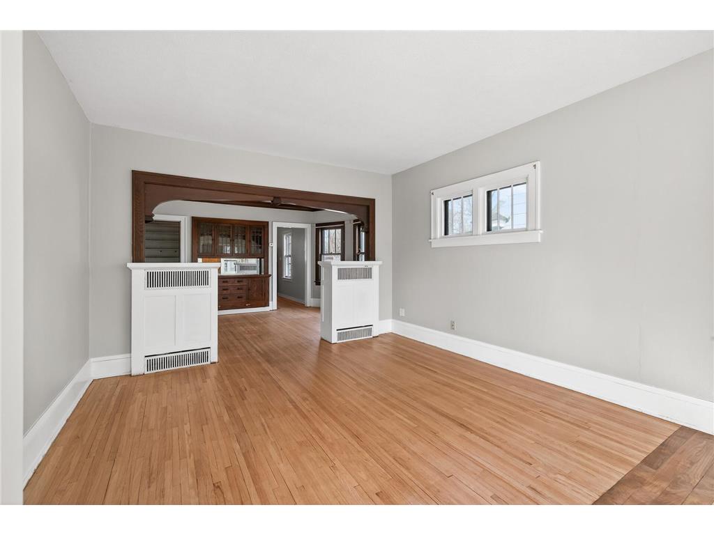 1123 Sherburne Avenue Saint Paul MN 55104 7029141 image4