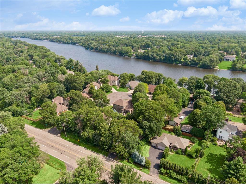 11236 W River Road Champlin MN 55316 7104251 image2