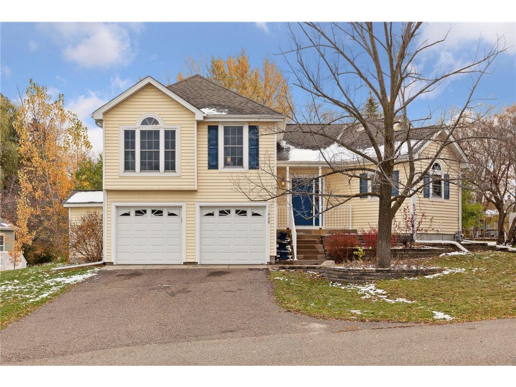 11239 49th Avenue N, Plymouth, MN, 55442 | MLS: 6455527 | Edina Realty