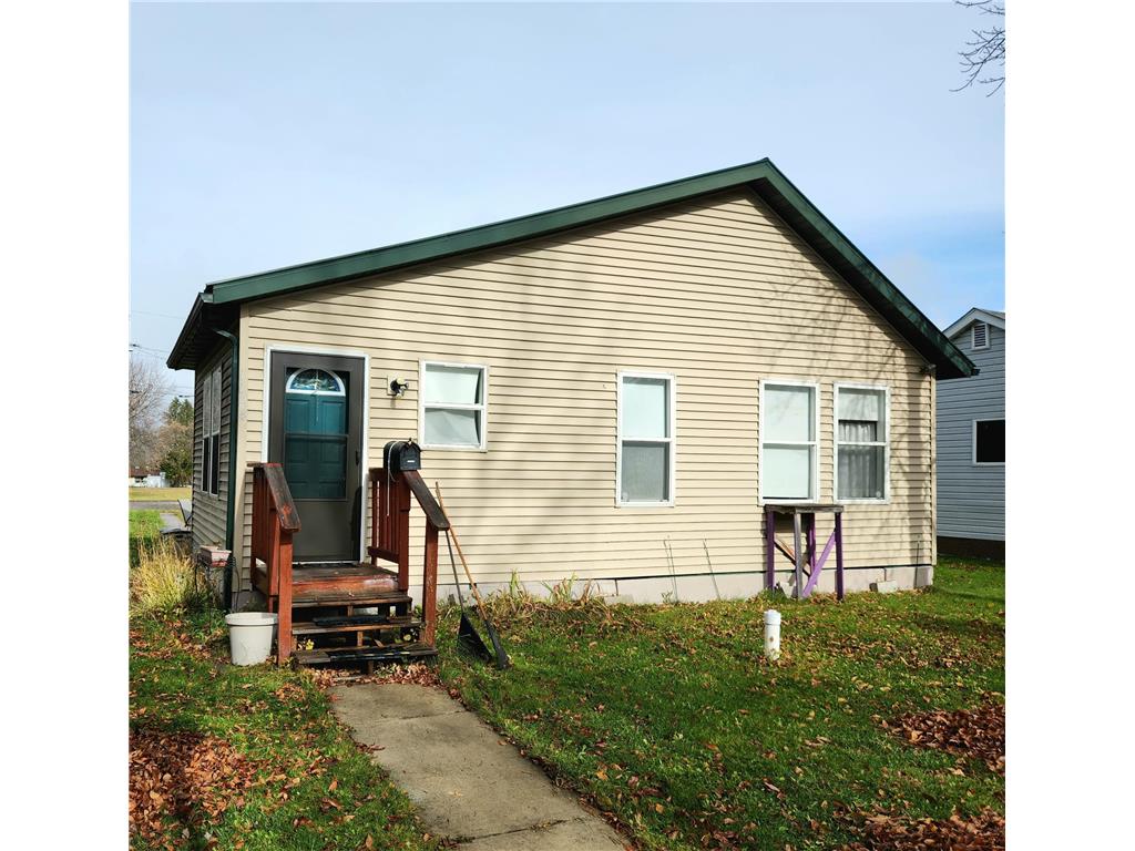1124 10th Street International Falls MN 56649 6808278 image1