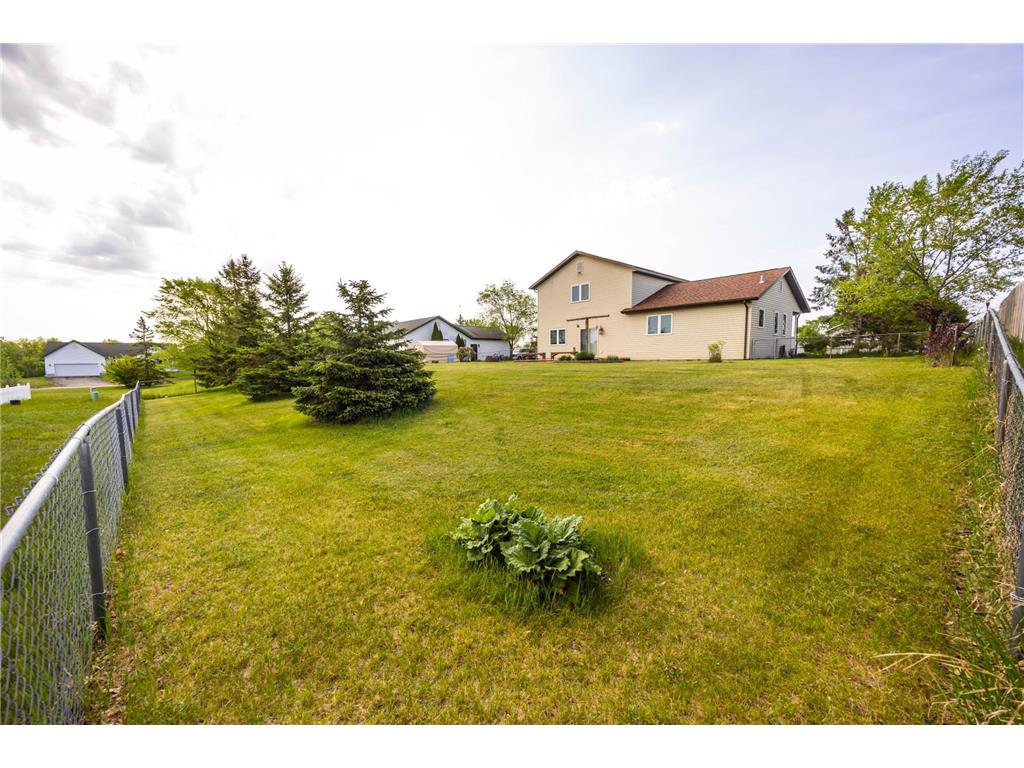 1124 Garnet Boulevard Detroit Lakes MN 56501 7021822 image33