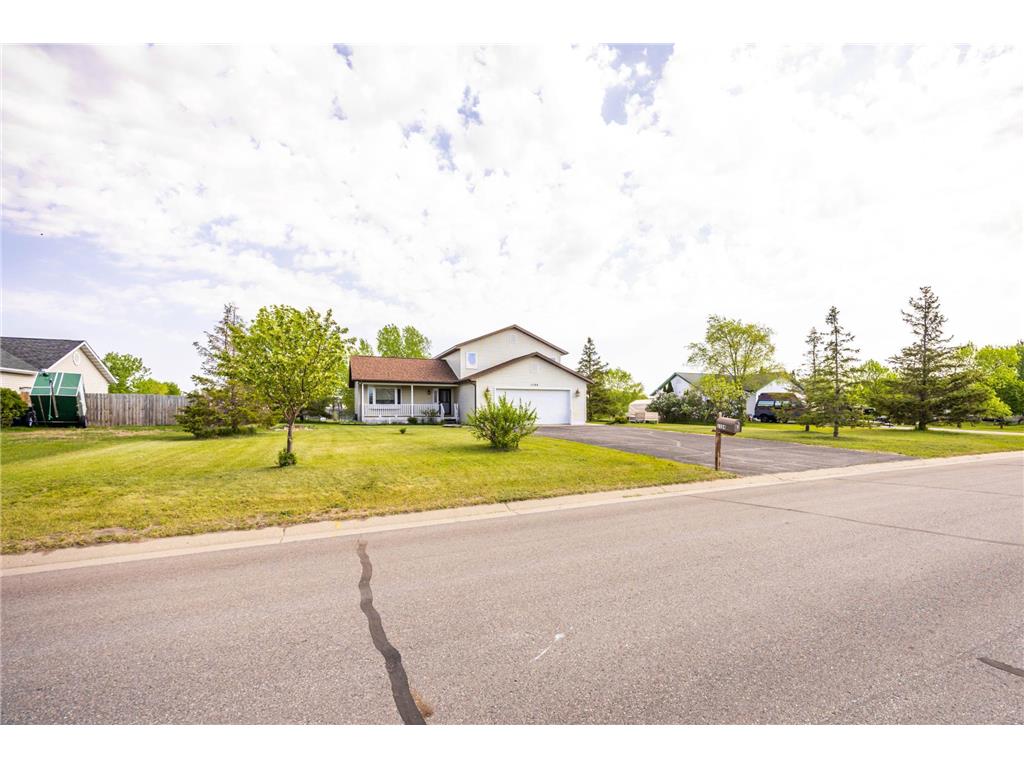1124 Garnet Boulevard Detroit Lakes MN 56501 7021822 image43