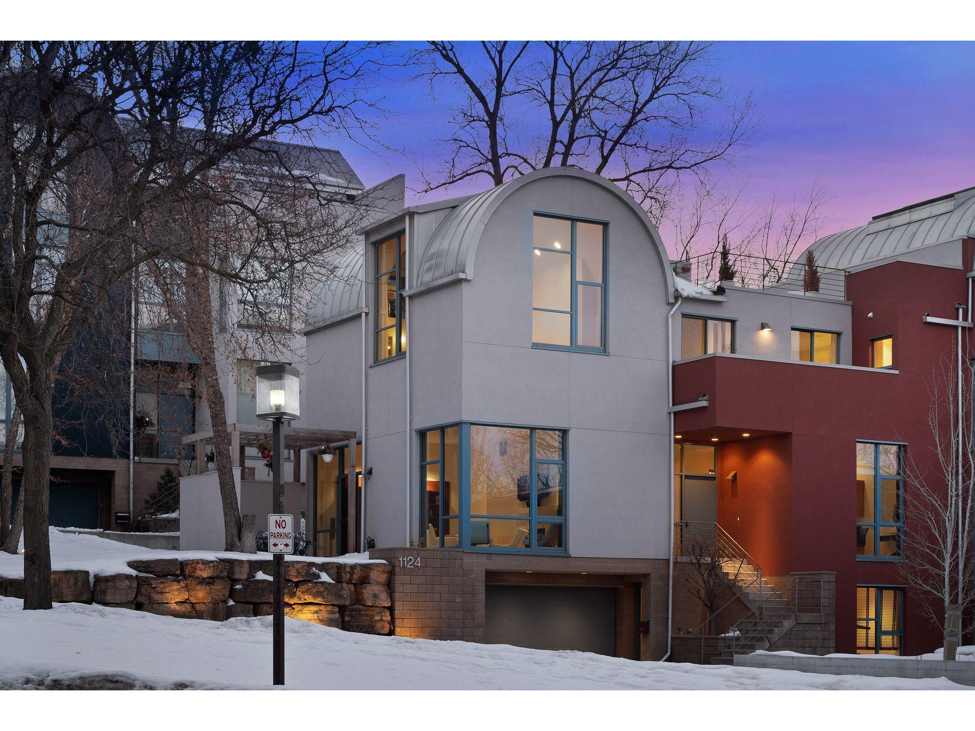 1124 Kenwood Parkway, Minneapolis, MN 55403 MLS 5718372 Edina Realty