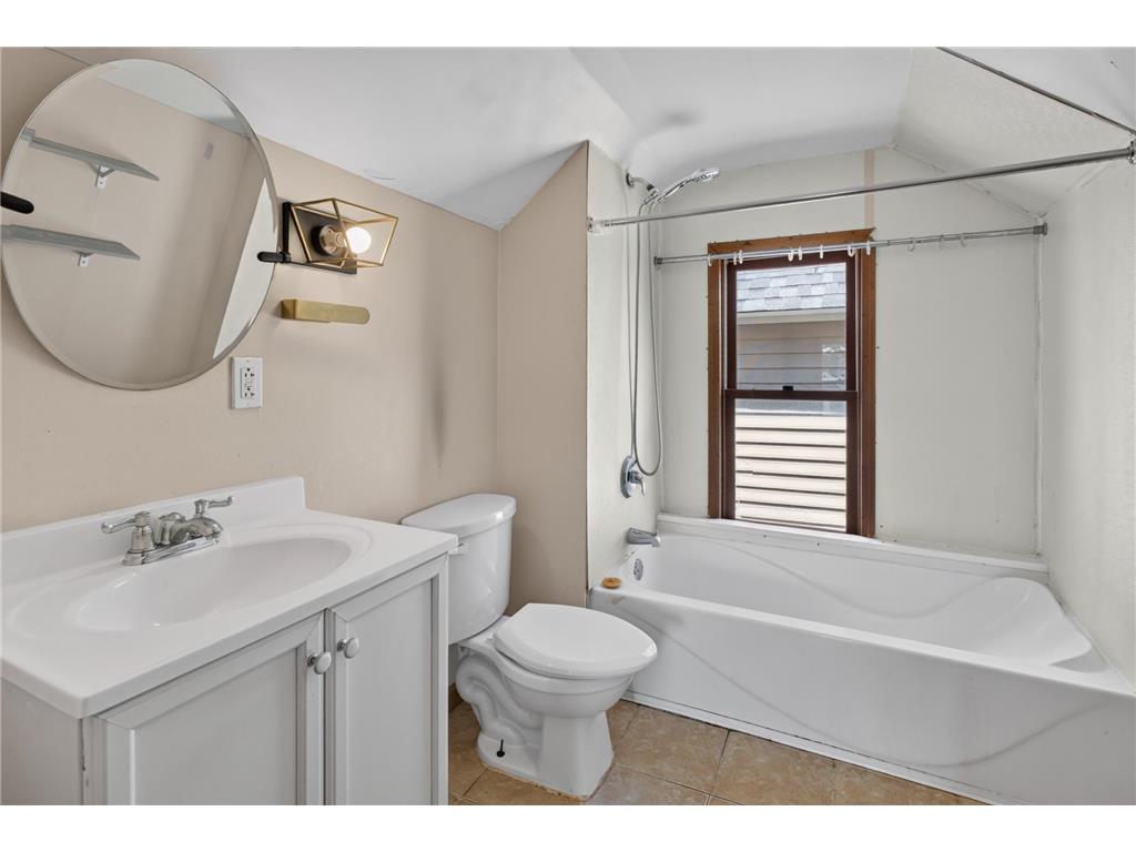 1124 Norton Street Saint Paul MN 55117 7093129 image10