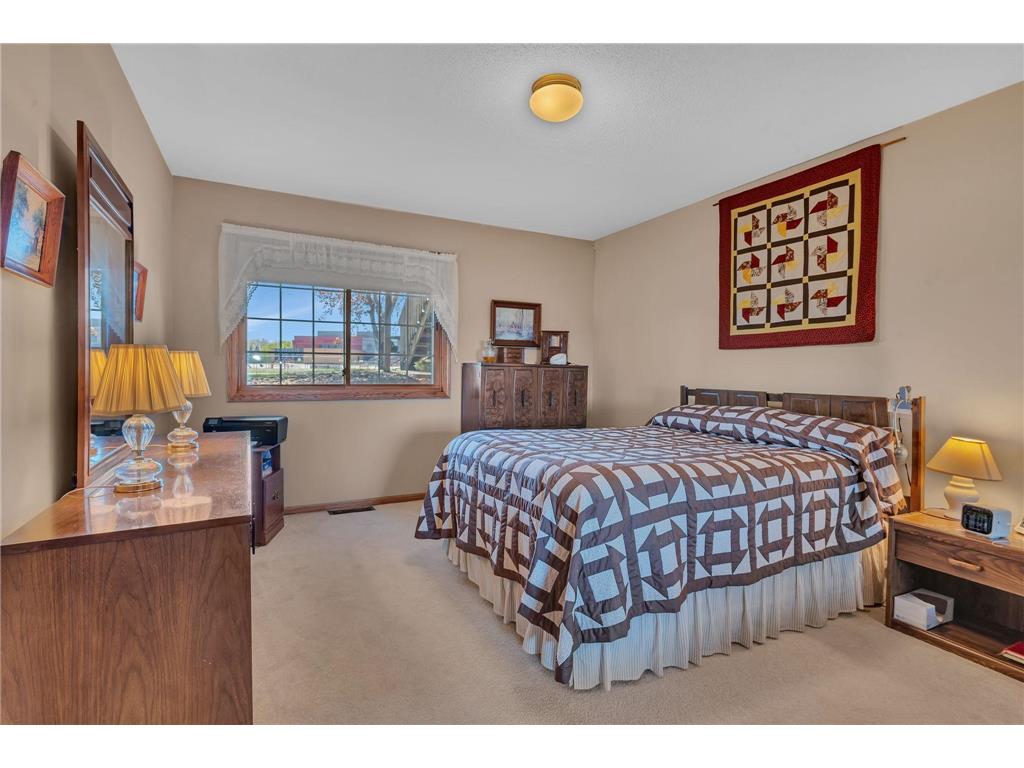 1124 Par Lane Willmar MN 56201 7070150 image22