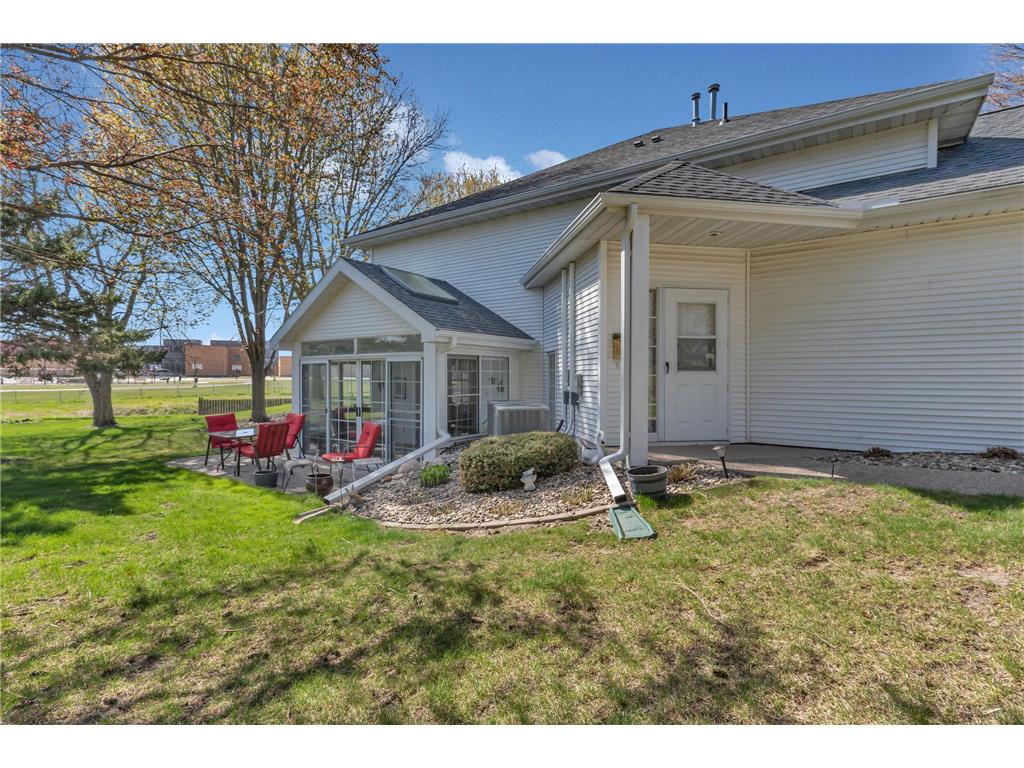 1124 Par Lane Willmar MN 56201 7070150 image5