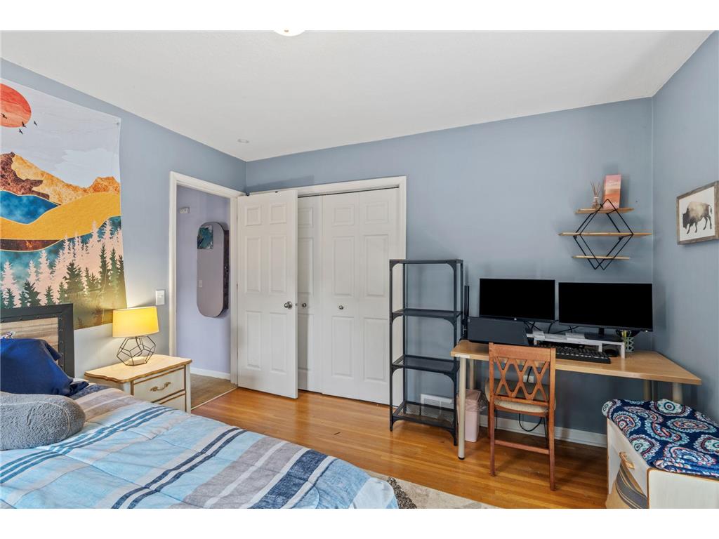 1124 Rhode Island Avenue N Golden Valley MN 55427 7096959 image15