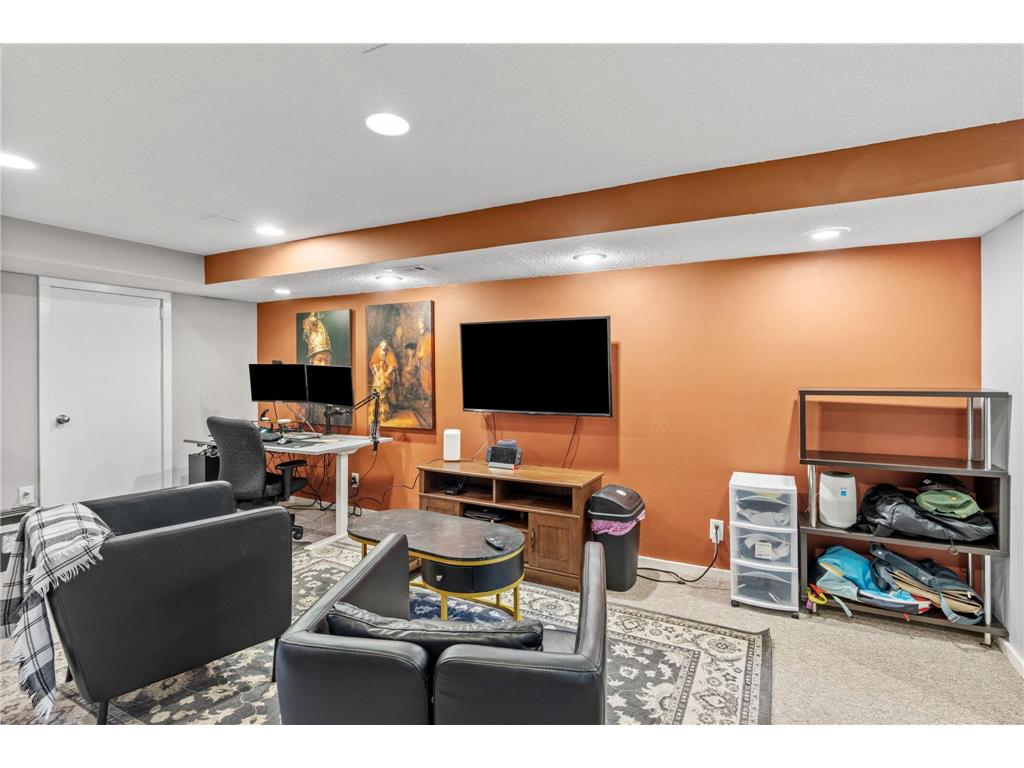 1124 Rhode Island Avenue N Golden Valley MN 55427 7096959 image18