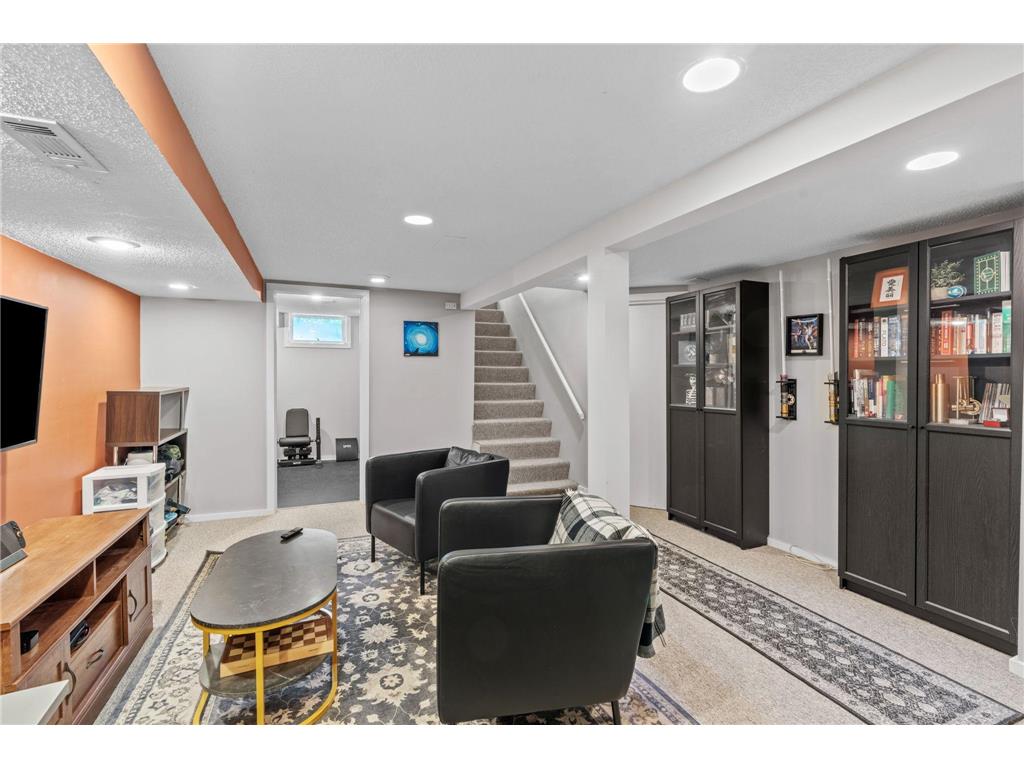 1124 Rhode Island Avenue N Golden Valley MN 55427 7096959 image20