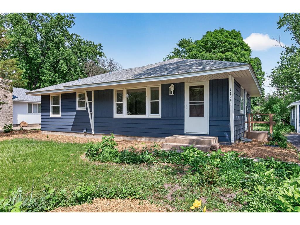 11241 Norway Street NW Coon Rapids MN 55448 7082600 image1