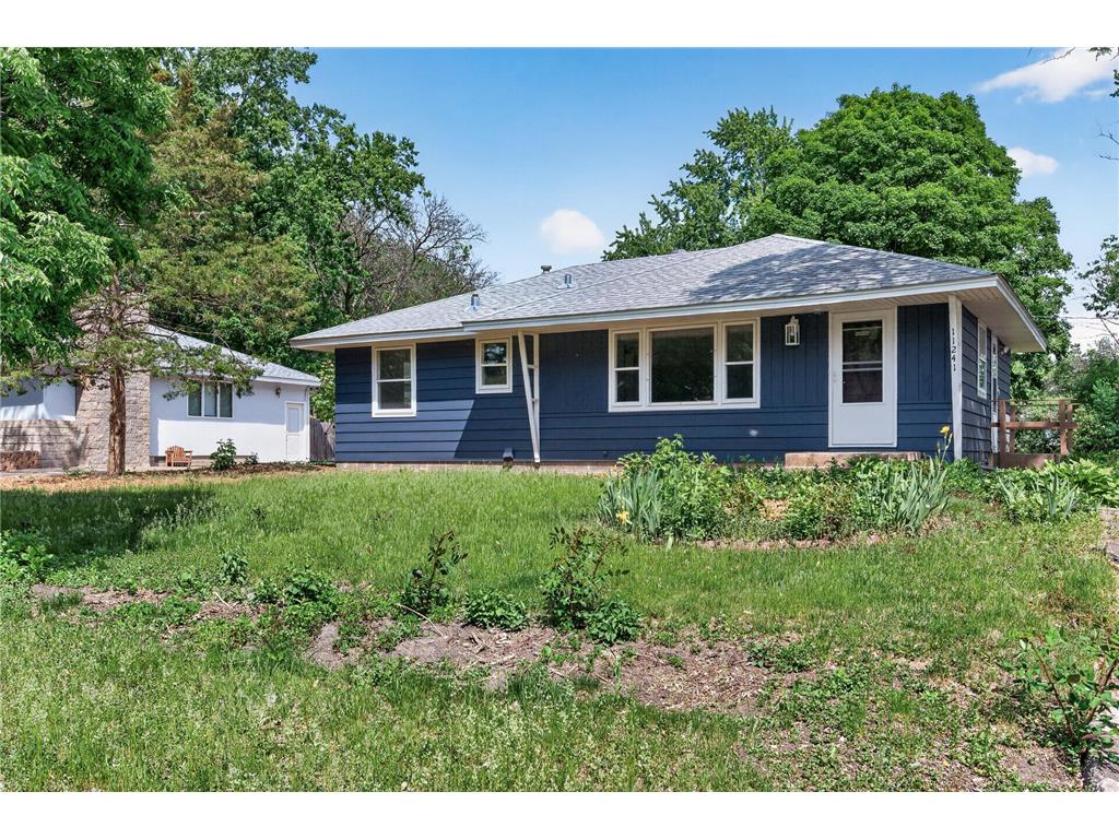 11241 Norway Street NW Coon Rapids MN 55448 7082600 image2