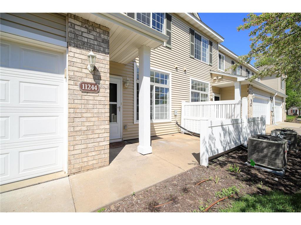 11244 Isanti Court NE Blaine MN 55449 6717021 image1