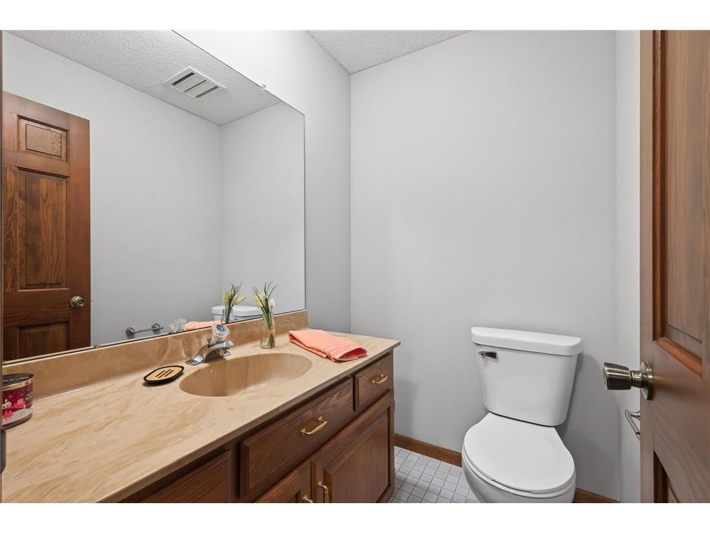 11245 57th Avenue N Plymouth MN 55442 7056970 image22