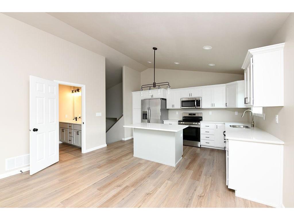 1125 60th Avenue W West Fargo ND 58078 7104466 image5