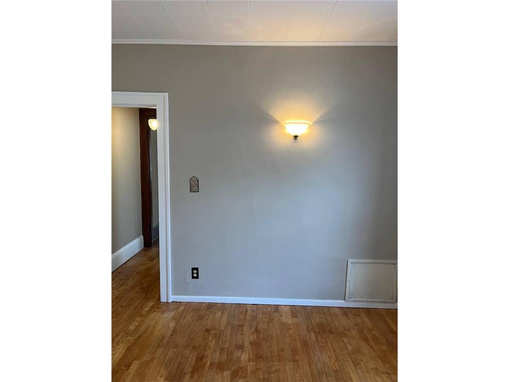 1125 Central Avenue W Saint Paul MN 55104 7003455 image17