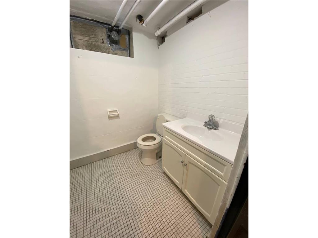 1125 Central Avenue W Saint Paul MN 55104 7003455 image19