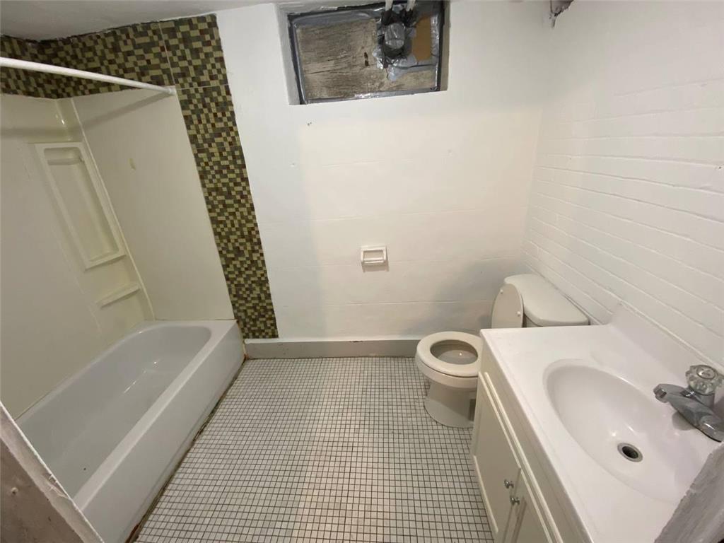 1125 Central Avenue W Saint Paul MN 55104 7003455 image20