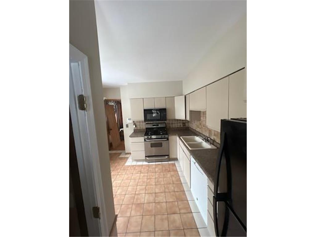 1125 Central Avenue W Saint Paul MN 55104 7003455 image25