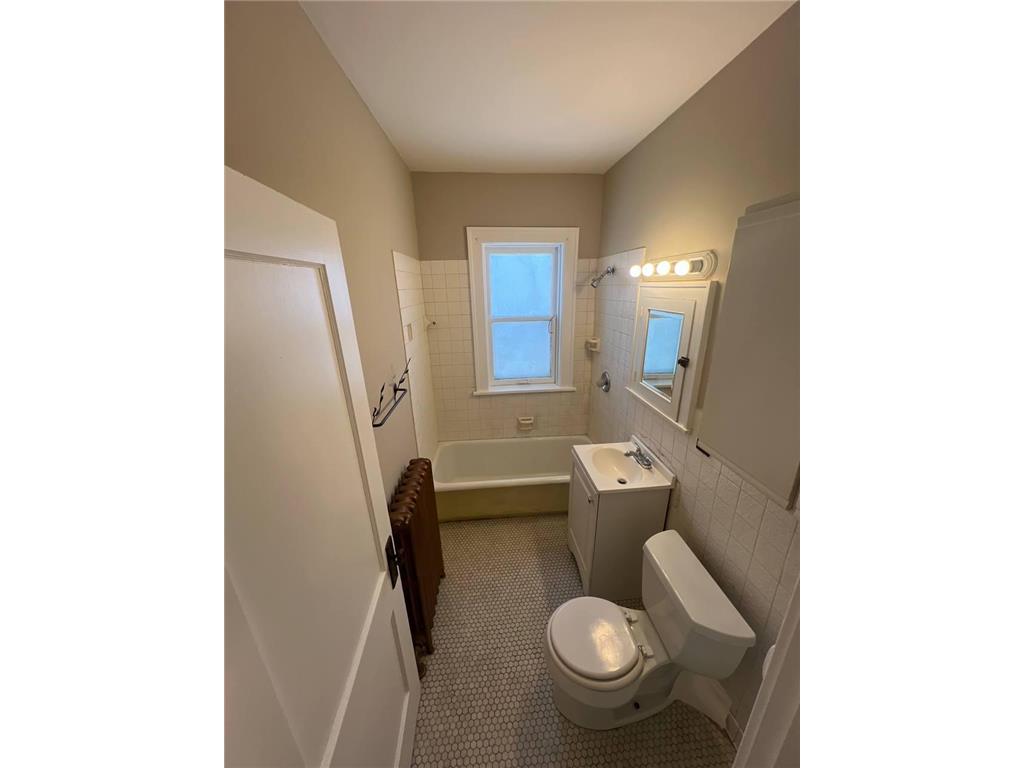 1125 Central Avenue W Saint Paul MN 55104 7003455 image7