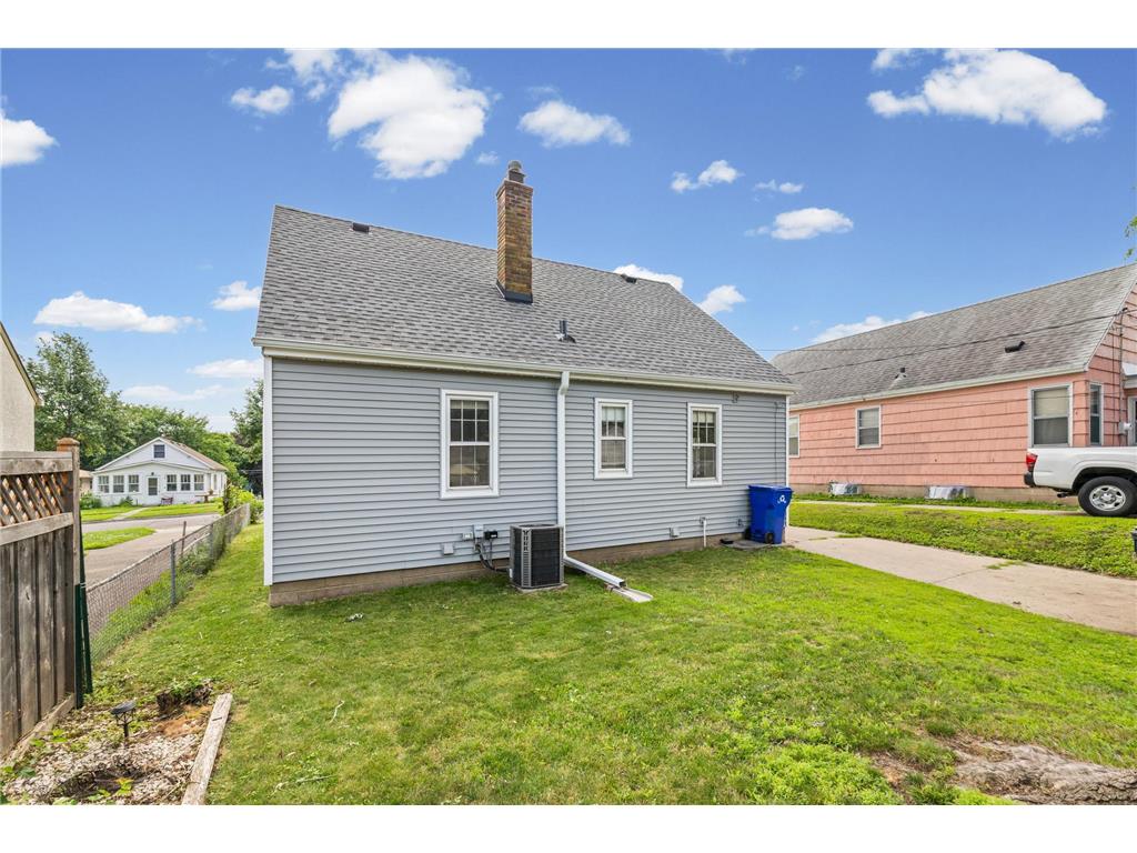1125 Farrington Street Saint Paul MN 55117 6766977 image23