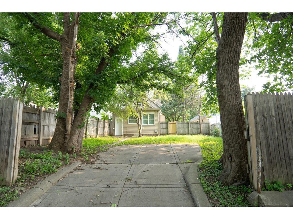 1125 Margaret Street Saint Paul MN 55106 7015569 image24