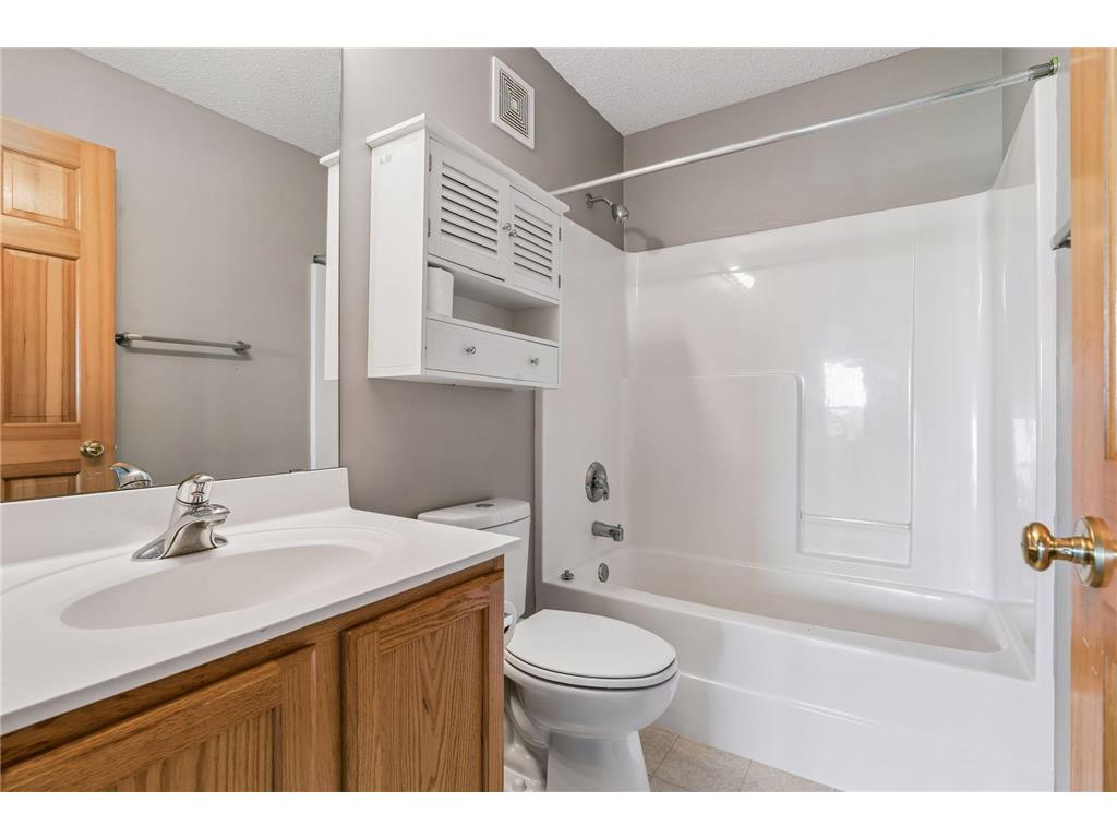 11251 Nassau Circle NE Blaine MN 55449 7109647 image42
